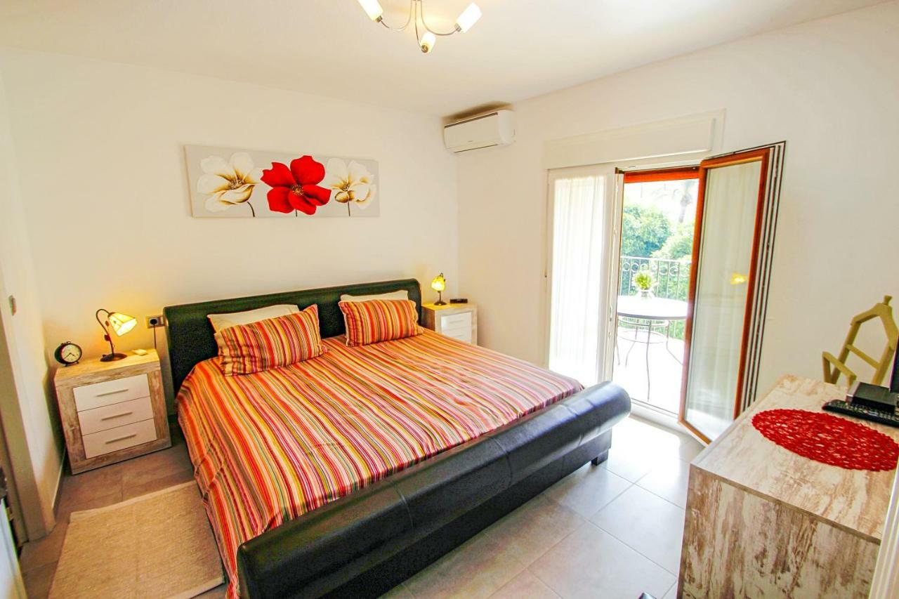 Judith - Modern Apartment In Moraira Bagian luar foto